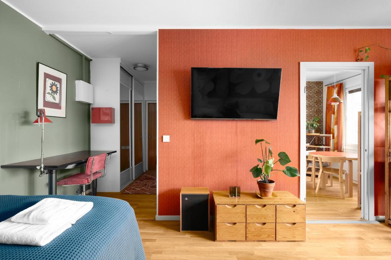 Apartamento Wehost Spacious Traveller'S Hq Above Metro @Vilhonvuorenkuja 16 Helsinki Exterior foto