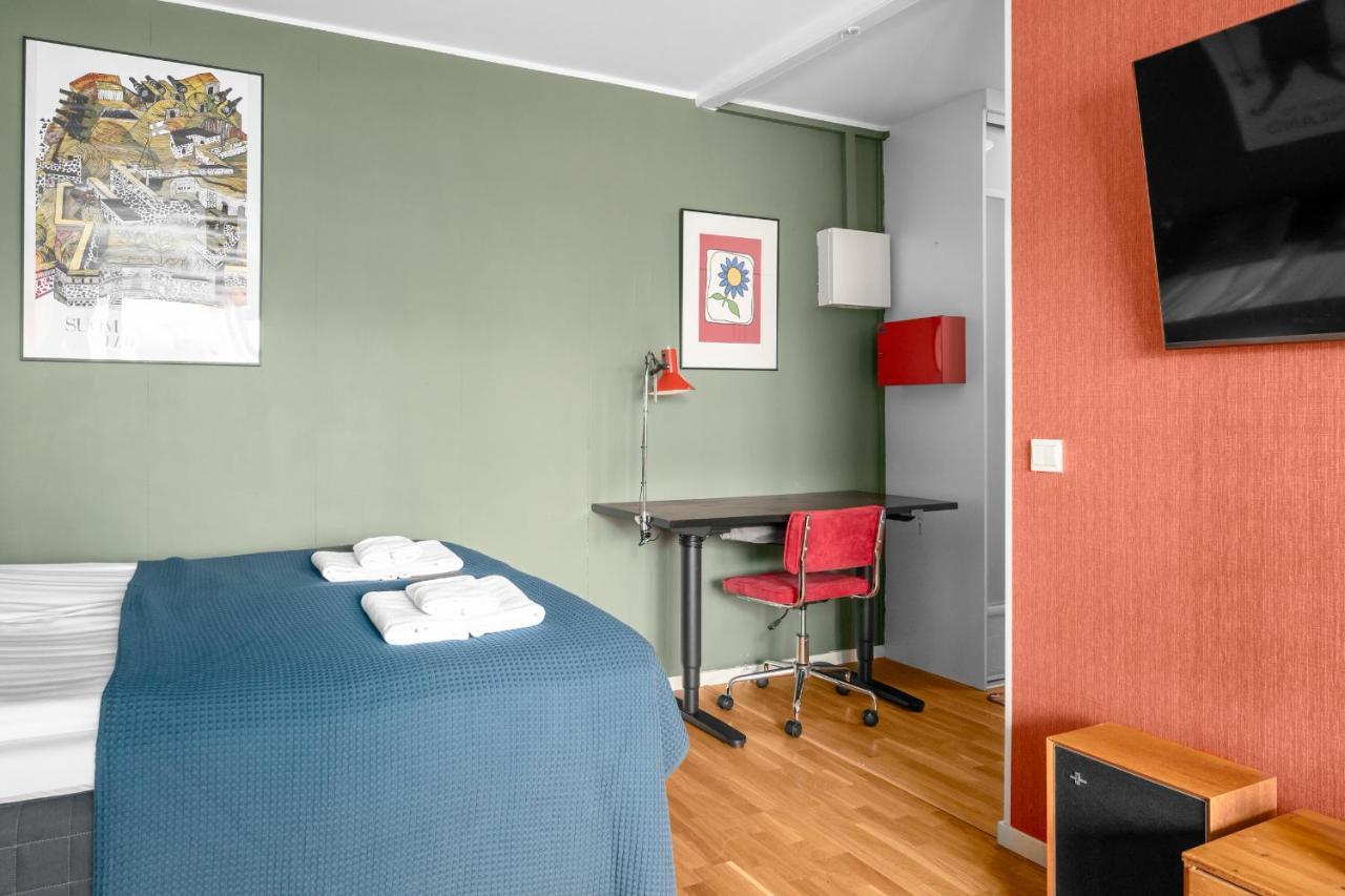 Apartamento Wehost Spacious Traveller'S Hq Above Metro @Vilhonvuorenkuja 16 Helsinki Exterior foto